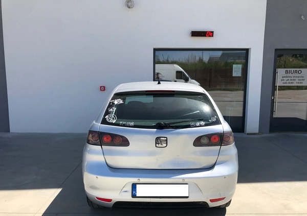 Seat Ibiza cena 4900 przebieg: 275574, rok produkcji 2006 z Rajgród małe 211